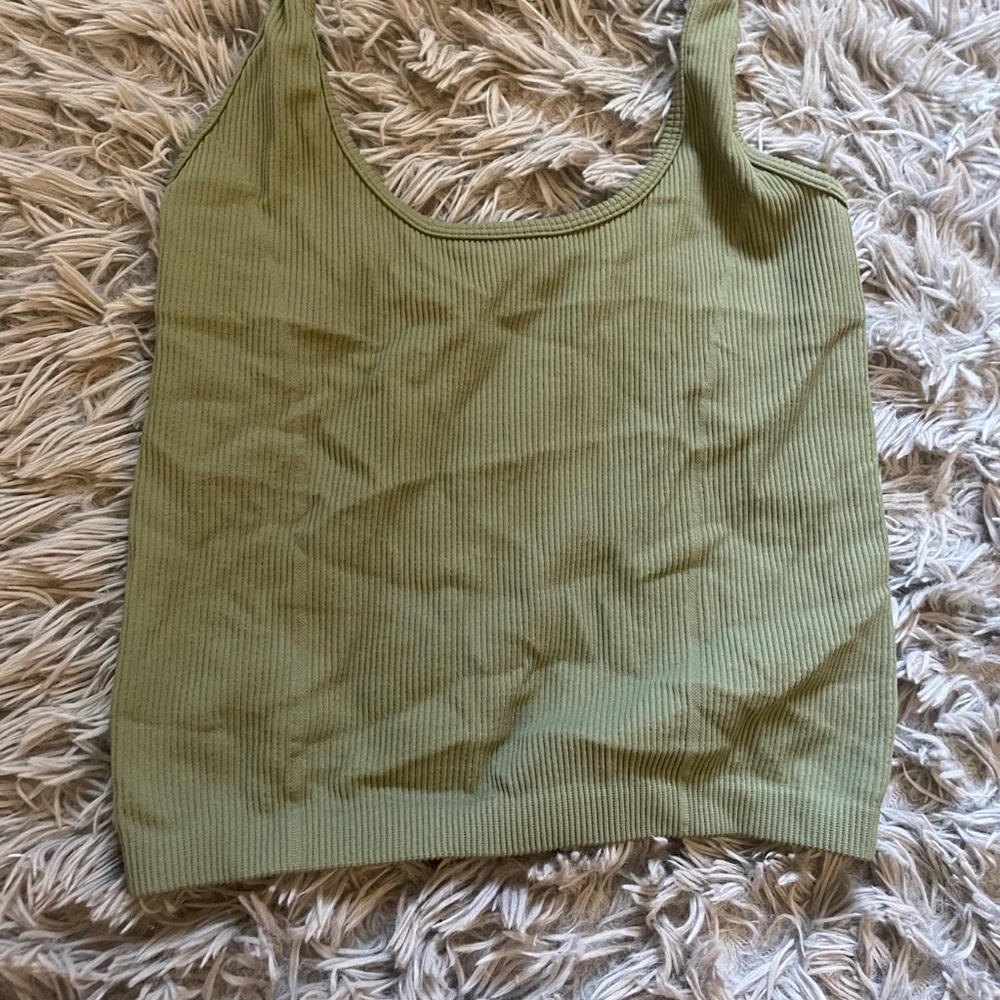Ribbed Halter Top - Picture 2 of 4